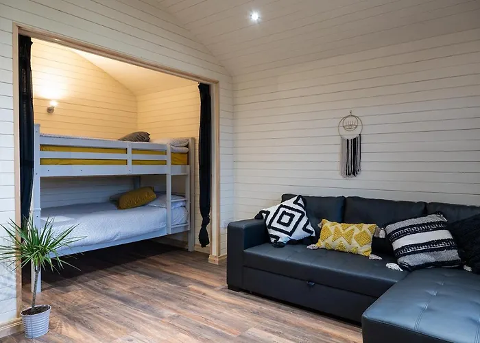The Buzzard - 6 Person Family Glamping Cabin